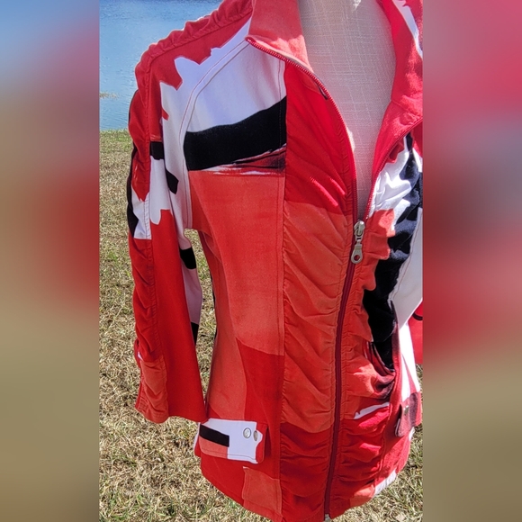 Small Berek zipup - Picture 4 of 10